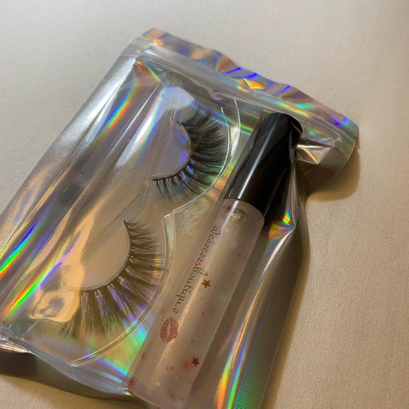 Lash and gloss pack - Picture 1 of 2